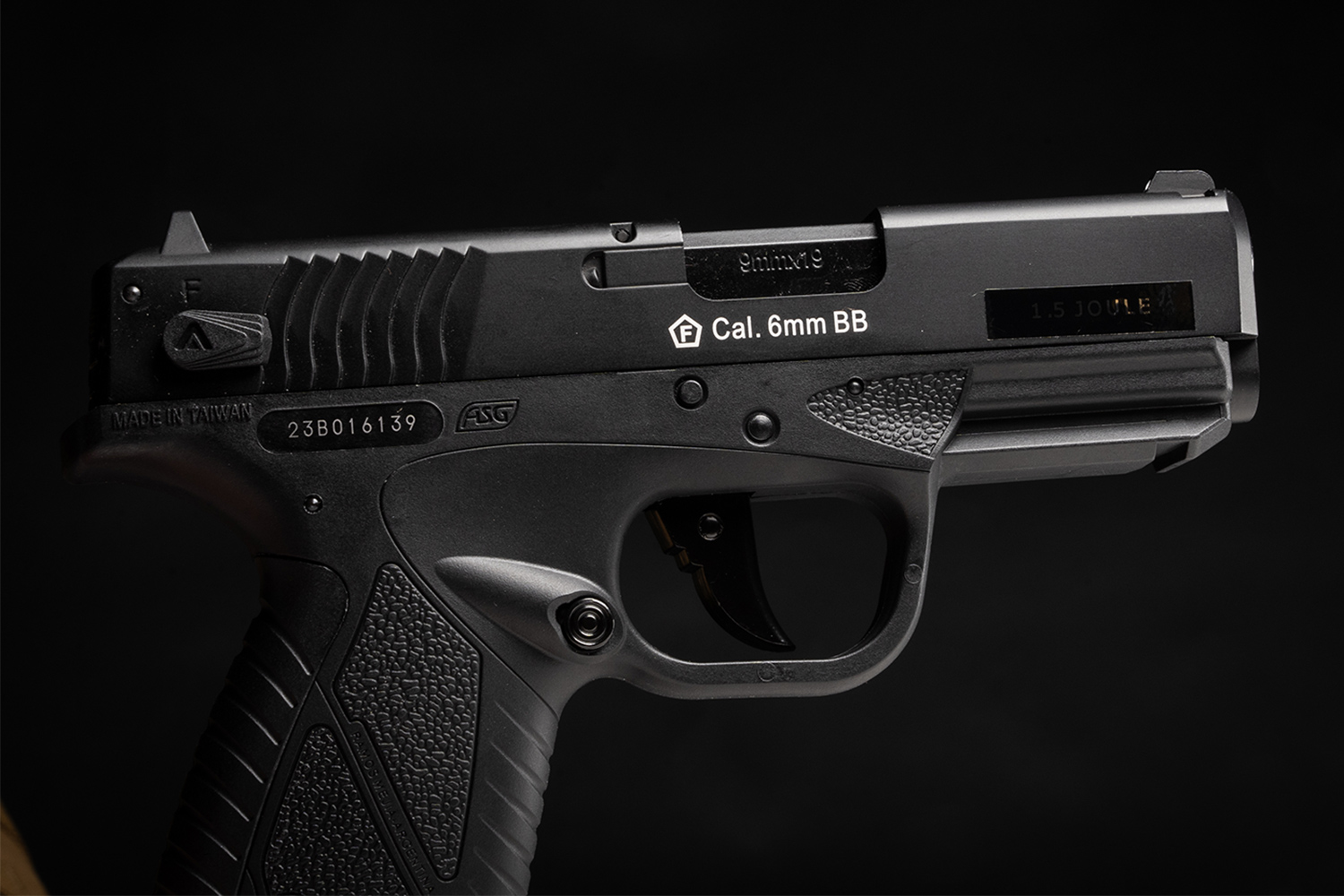 Bersa BP9CC 6mm - Airsoft Co2 BlowBack